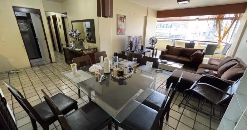 Apartamento com 4 quartos mais DCE