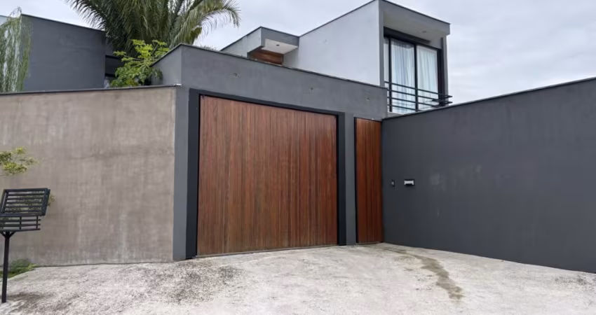 SOBRADO MARAVILHOSO À VENDA  -  CONFORTO, ESTILO E LAZER - CARAGUATATUBA SP