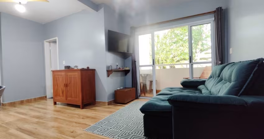 Apartamento à venda - 3 dormitórios - Centro de Ubatuba