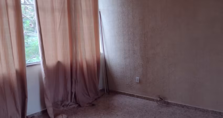 Excelente apartamento 78² com 3 quartos, sala grande,  cozinha, banheiro, garagem coberta com controle remoto,  área gourmet ,salão de festa, no IAPI da Penha, Rio de Janeiro/RJ