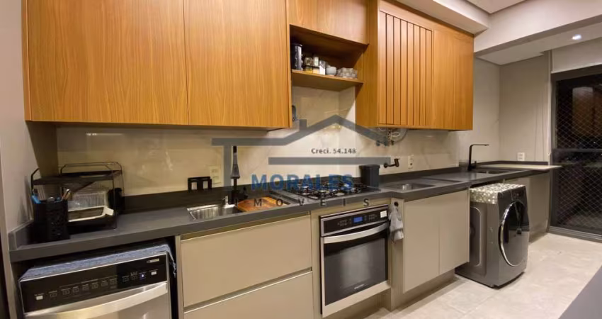 Apartamento todo reformado 73m² no Vila Yara sendo 3 Dormitórios