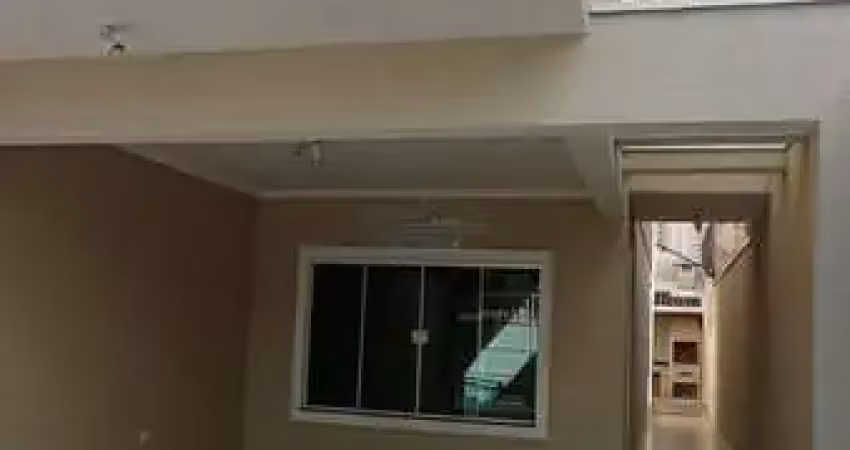 Sobrado sendo, 3 Suítes e 4 Vagas, no Jd D&amp;apos; Abril em Osasco-SP.