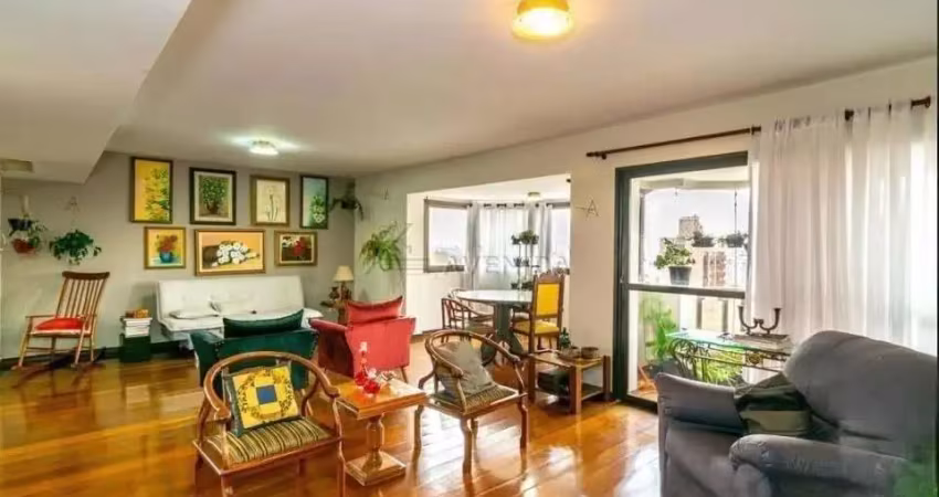 Apartamento com 4 quartos à venda na Rua Pio XII, --, Centro, Londrina