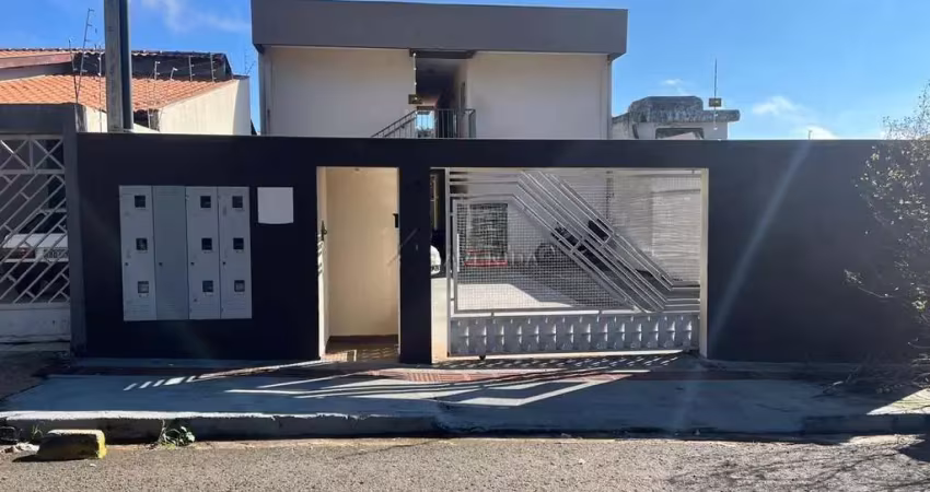 Kitnet / Stúdio para alugar na Rua Marselha, --, Parque Residencial Joaquim Toledo Piza, Londrina