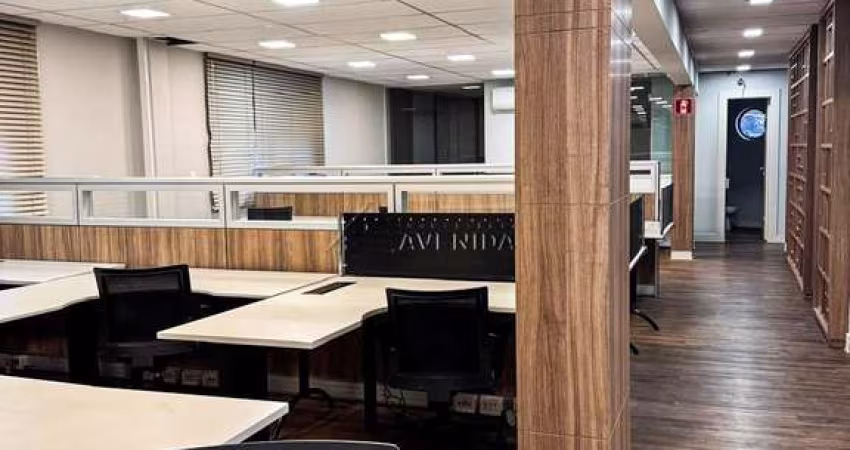 Casa comercial com 10 salas para alugar na Bento Munhoz da Rocha Neto, --, Gleba Palhano, Londrina