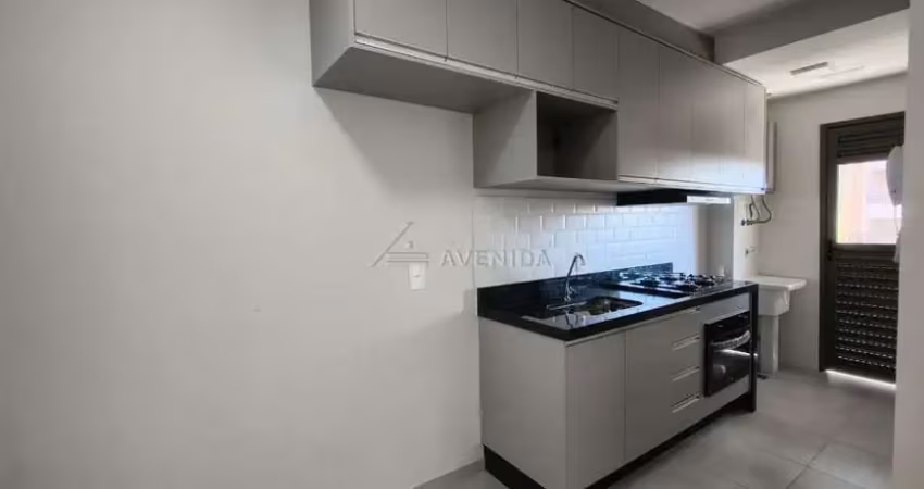 Apartamento com 3 quartos para alugar na Martiniano do Valle Filho, --, Centro, Londrina