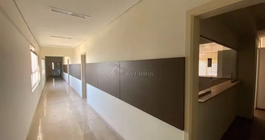 Sala comercial com 14 salas para alugar na Avenida Paraná, --, Centro, Londrina