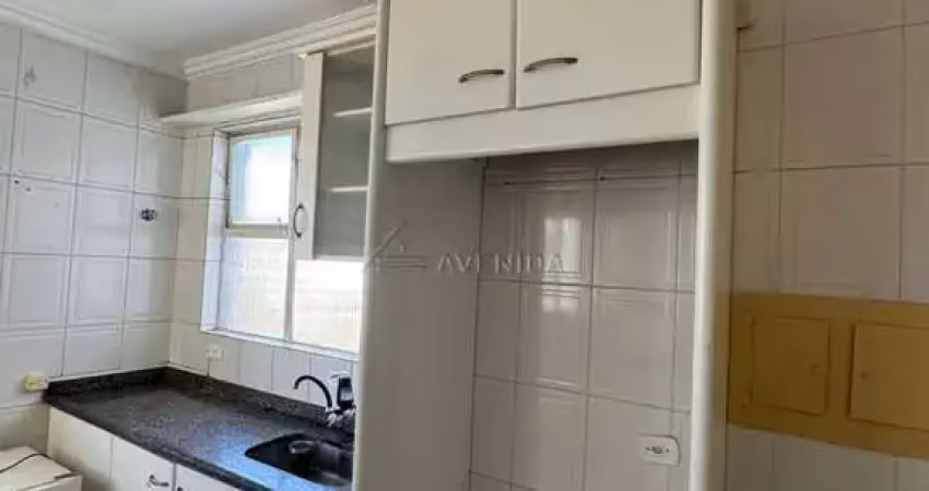 Apartamento com 3 quartos para alugar na Rua Mato Grosso, --, Centro, Londrina