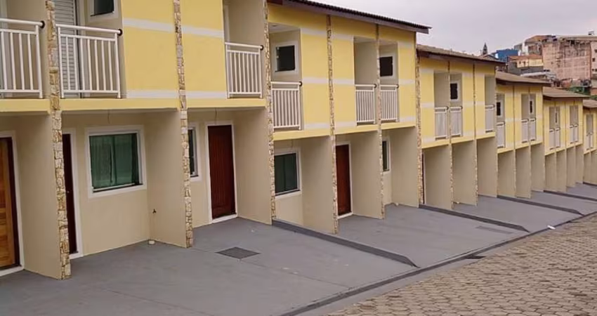 Casa em Condomínio para Venda em São Paulo, Vila Pierina, 2 dormitórios, 2 suítes, 3 banheiros, 1 vaga