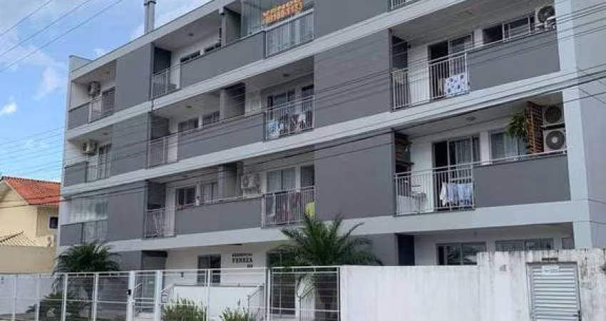 Apartamento SEMIMOBILIADO de 2 dormitórios no bairro Aririú, Palhoça/SC