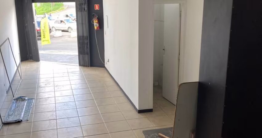 Sala comercial para locação em Colombo