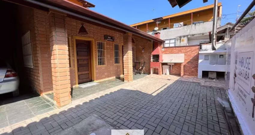 Casa de praia com edicula nos fundos,no bairro estufa 1 em ubatuba-sp