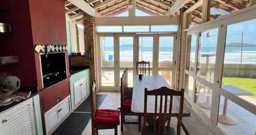 Casa em condomínio fechado com 4 quartos à venda na Rua 6, 443, Praia do Sape, Ubatuba