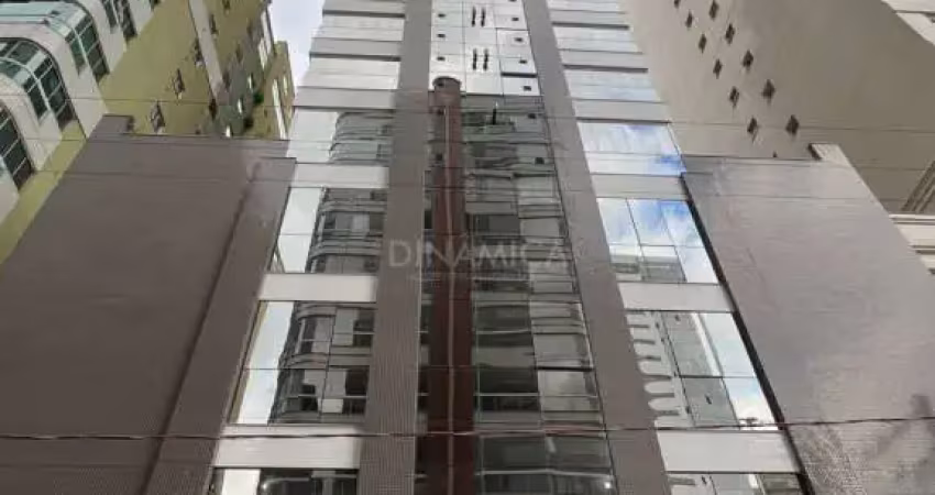 Apartamento com 3 quartos à venda na Rua 238, 138, Meia Praia, Itapema