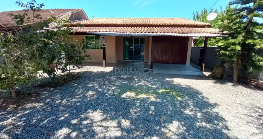 Casa com 3 quartos à venda na Rua Antônio Const. Duarte, 193, Centro, Penha