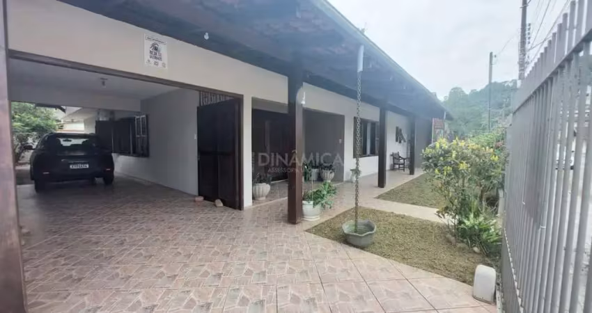 Casa com 6 quartos à venda na Rua Paranaguá, 38, Garcia, Blumenau