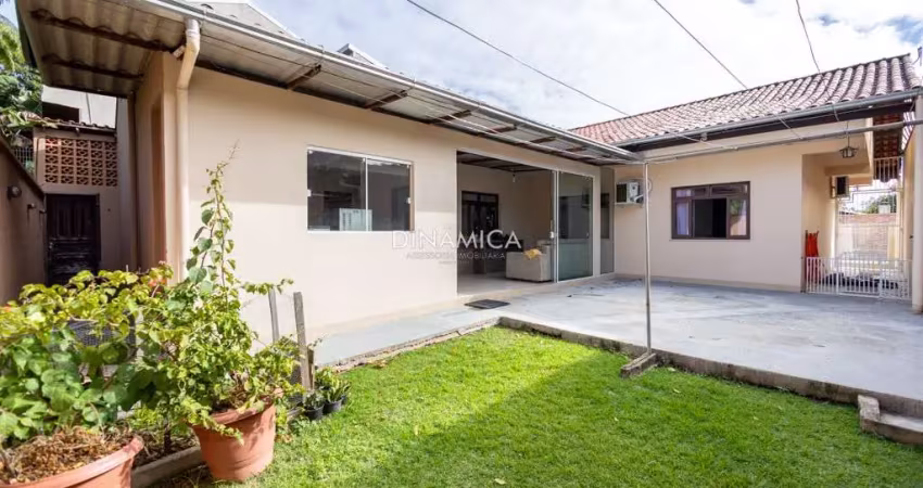 Casa com 4 quartos à venda na Rua Ascurra, 462, Garcia, Blumenau