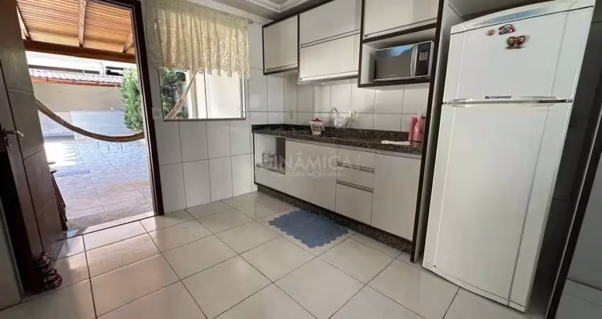 Casa com 2 quartos à venda na Rua Mara Aparecida Freitas, 299, Fidélis, Blumenau