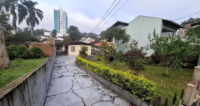 Terreno à venda na Rua Luiz Altemburg Senior, 327, Escola Agrícola, Blumenau