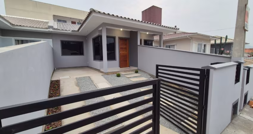 Casa de  2 dormitórios á venda  no Bela Vista