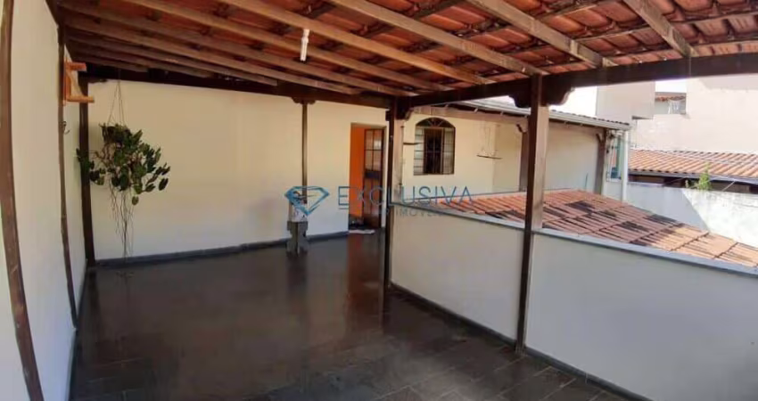 Casa para Venda em Vespasiano, Caieiras, 4 dormitórios, 1 suíte, 3 banheiros, 2 vagas