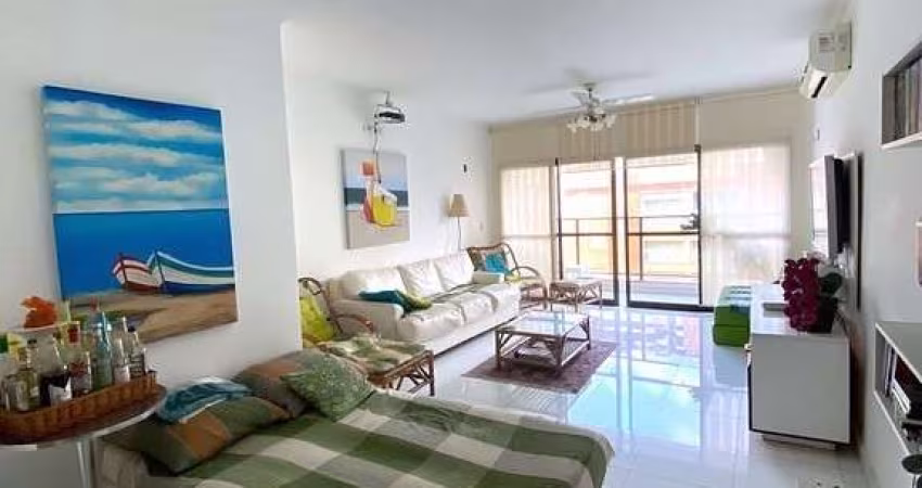 Imóvel a venda na praia do Guarujá de 3 dts