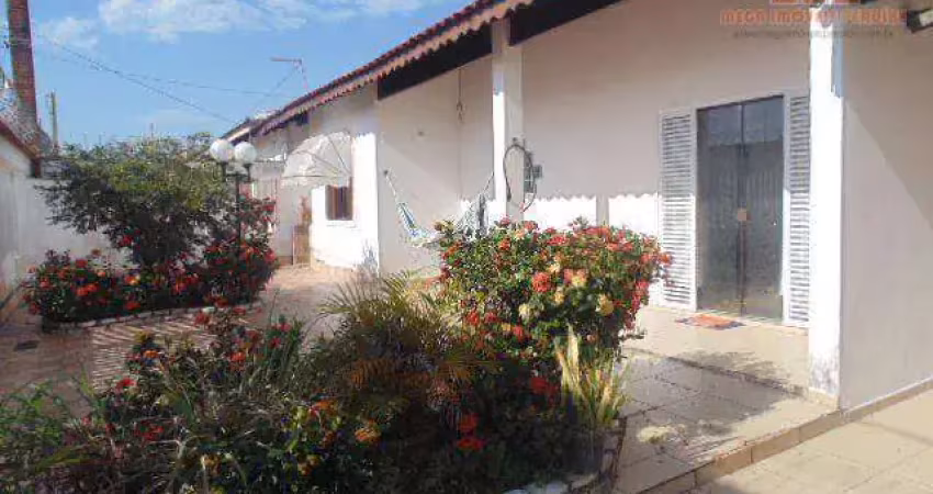Casa com 3 quartos à venda na Estancia São Jose, Peruíbe 
