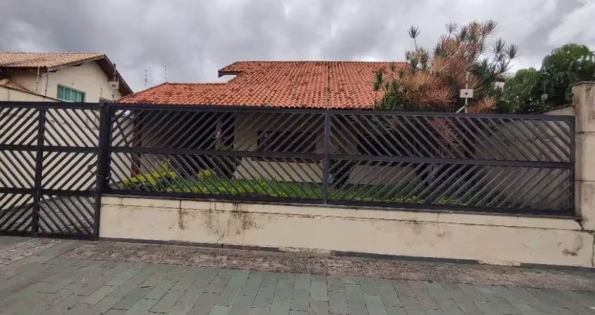 Casa com 3 dormitórios à venda, 272 m² por r$ 900.000,00 - jardim imperador - peruíbe/sp