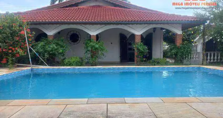 Ótima casa mobiliada edificada em 2 lotes - 250mts da praia