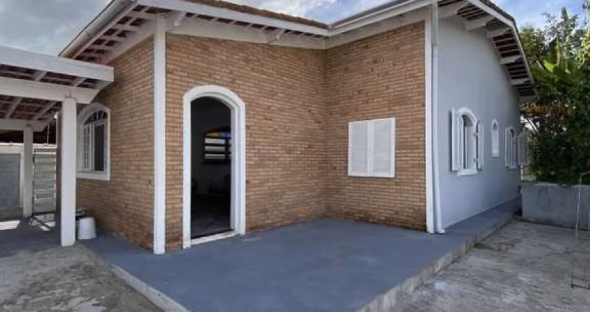 Casa para Venda em Caraguatatuba, Pontal de Santa Marina, 3 dormitórios, 1 suíte, 2 banheiros, 4 vagas
