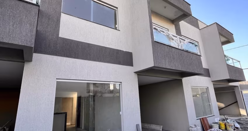 CASA COM 3 SUÍTES EM IPITANGA, NOVA