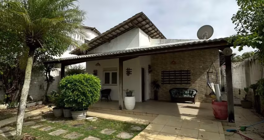 Casa em condomínio fechado com 3 quartos à venda no Stella Maris, Salvador 