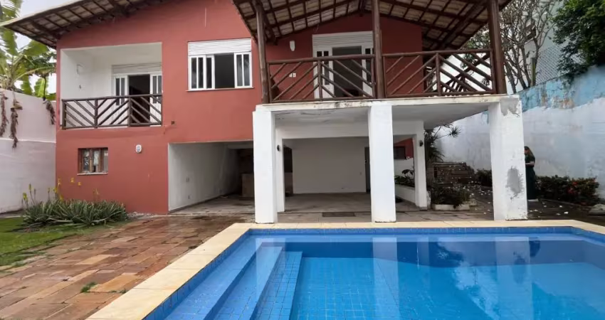 Casa com 6 quartos à venda em Itapuã, Salvador 