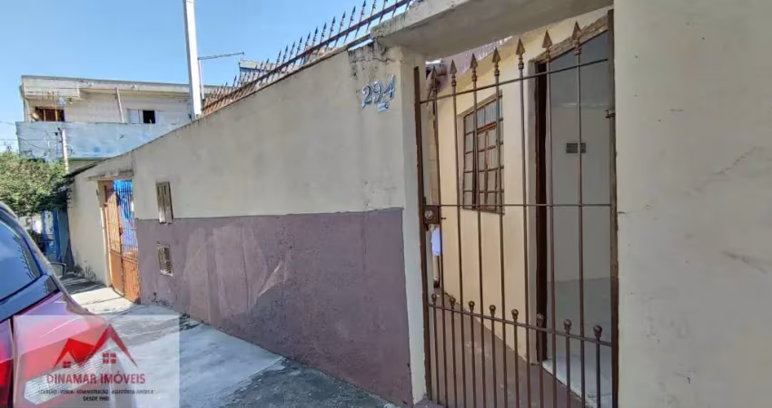 Casa para alugar com 1 quarto, sala e cozinha em parque bristol