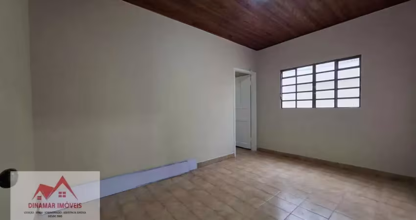 Casa para alugar na vila brasilina com  2 quartos e 1 vaga