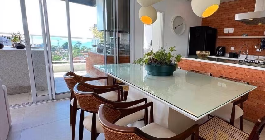 COBERTURA  Decorada A VENDA na Praia do Itaguá