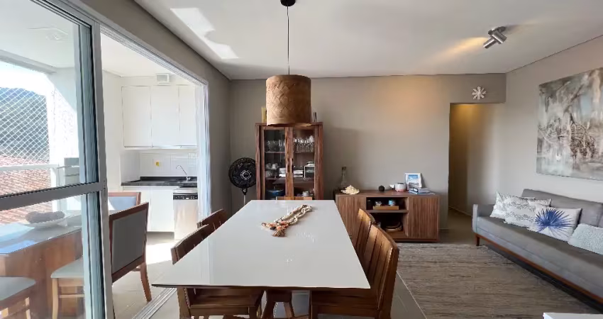 Apartamento à venda em ubatuba mobiliado com sacada gourmet 2 garagens e 2 suítes piscina e churrasqueira