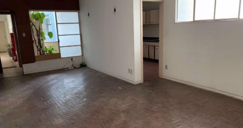Amplo Apartamento na Rua dos Pinheiros com 114m²!