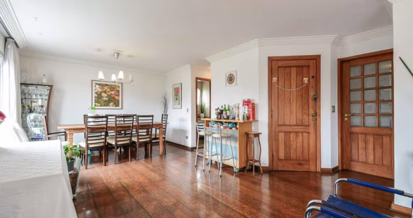 Apartamento tipo para venda com 3 quartos, sendo 1 suíte, 158m²
