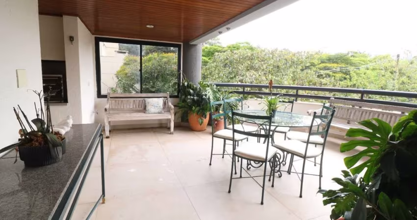 Apartamento tipo para venda com 4 quartos, sendo 3 suítes, 234m²