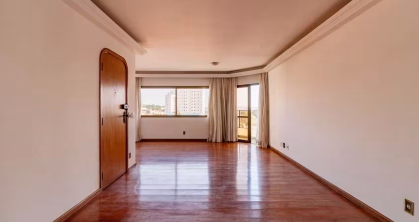 Apartamento tipo para venda com 3 quartos, sendo 1 suíte, 168m²