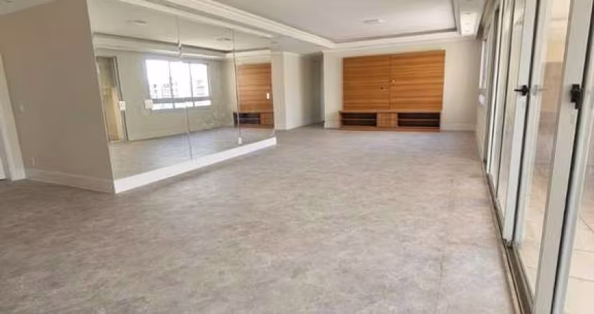Cobertura em Planalto Paulista com 184m², 4 quartos, 4 vagas.
