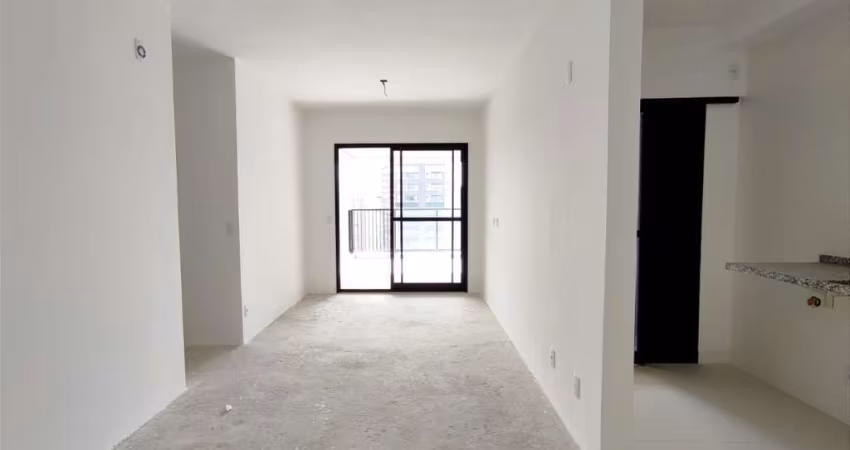 Apartamento em Pinheiros com 74m², 2 quartos, 1 suíte.