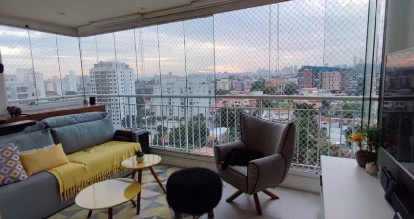 Apartamento no Alto da Lapa com 62m², 2 quartos, 1 suíte, 2 vagas.