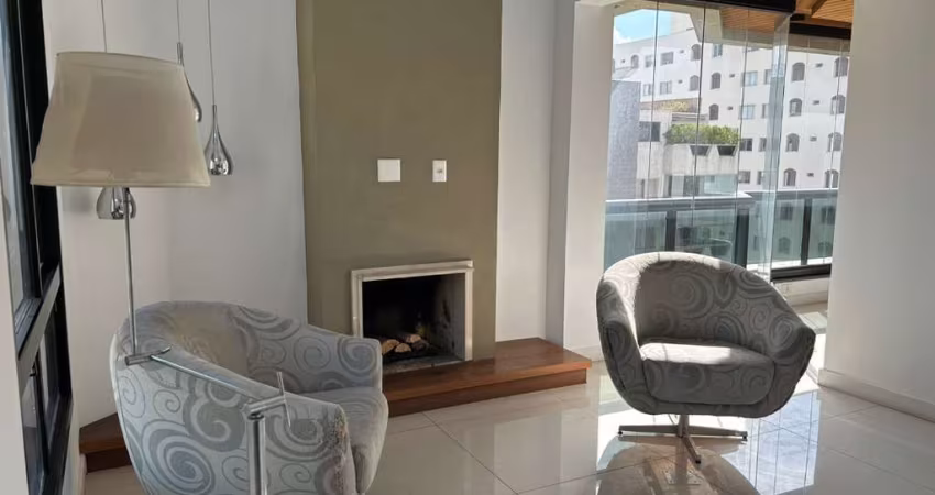 Cobertura com 350 m², 4 quartos sendo 4 suítes à venda no bairro Moema Pássaros.
