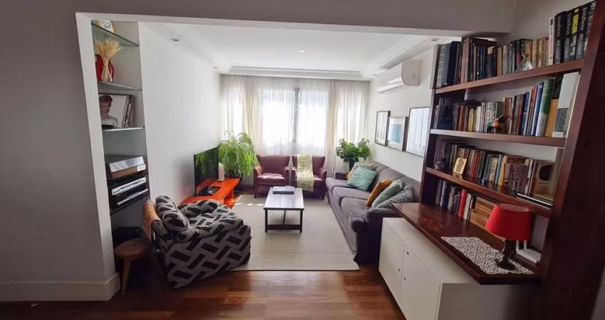 Residência no Condomínio Edifício Praia de Itapuã
