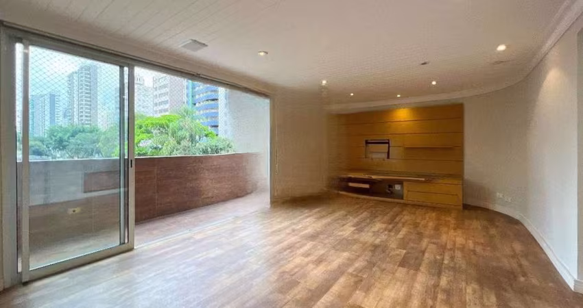 Apartamento à venda com 198m², 4 quartos no Itaim BibI