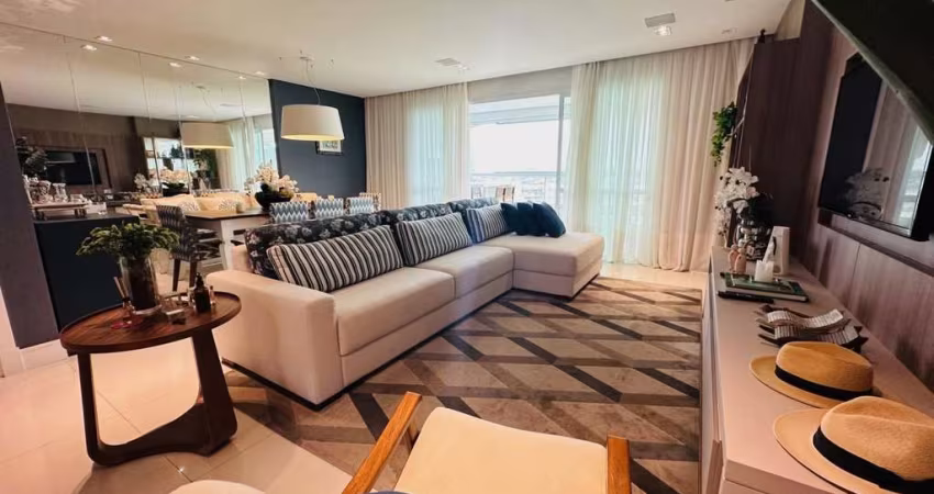 Apartamento Frente Mar para Venda em Itajaí, CENTRO, 3 dormitórios, 3 suítes, 5 banheiros, 2 vagas