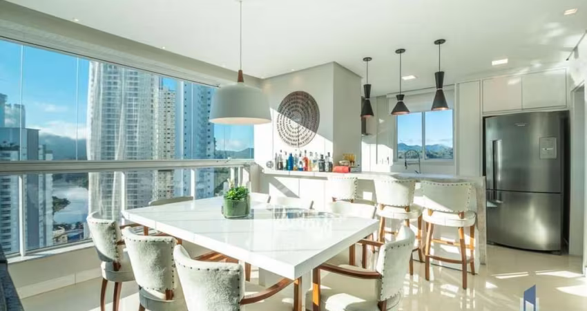 Apartamento Zona Central para Venda em Balneário Camboriú, CENTRO, 3 dormitórios, 3 suítes, 4 banheiros, 2 vagas