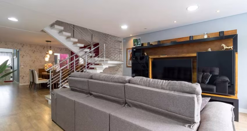Casa tipo para venda com 3 quartos, sendo 3 suítes, 254m²